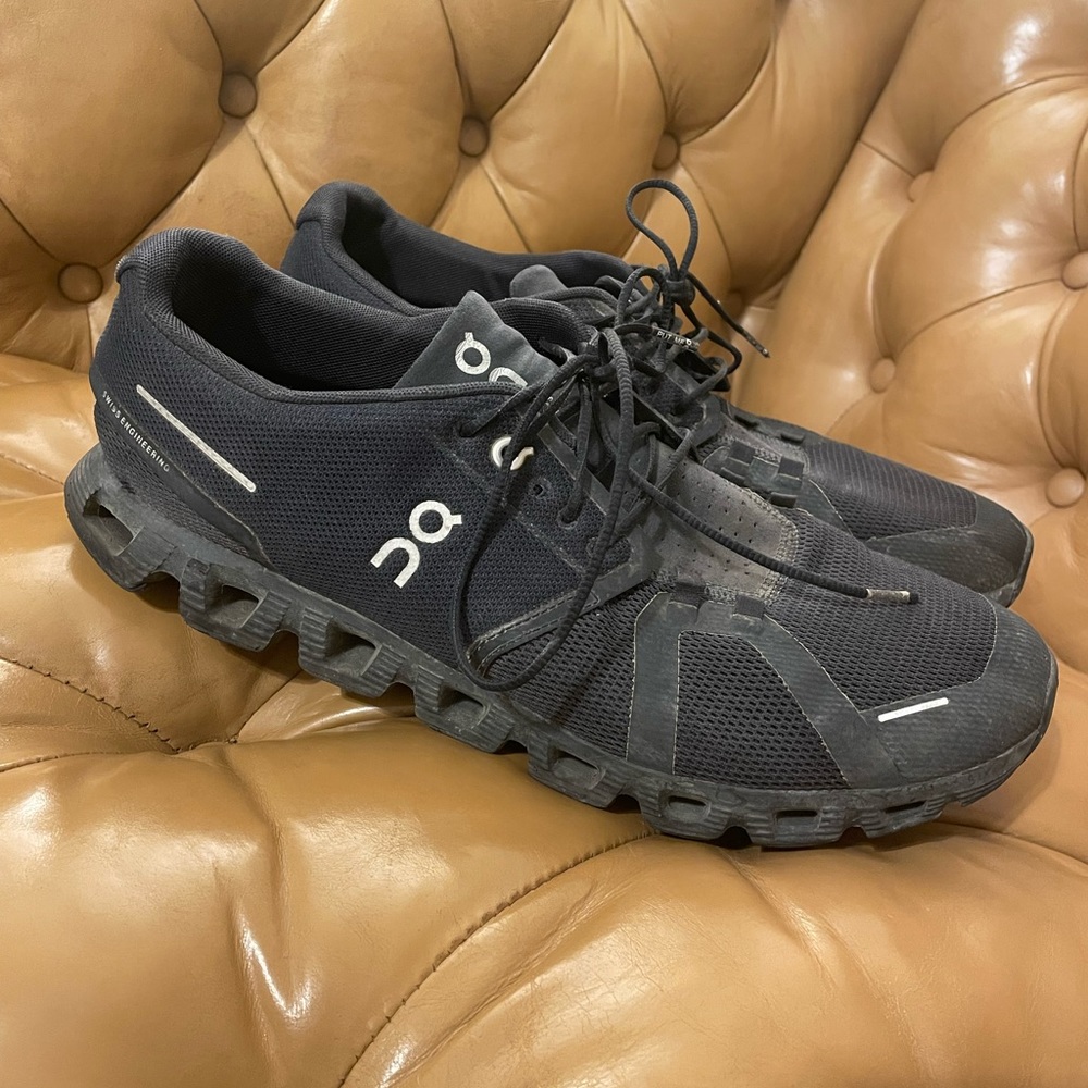 Men’s oncloud running shoe